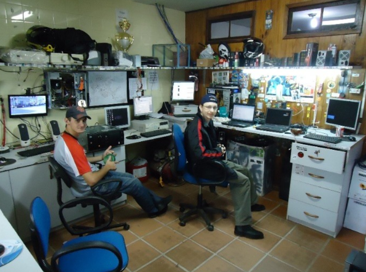 Dbug Telecom